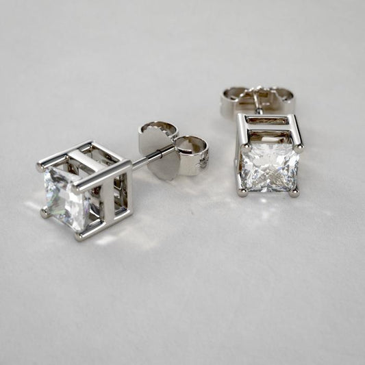 Brinco com pino de 2 ct Princess Cut Diamond 14K em ouro branco - harrychadent.pt