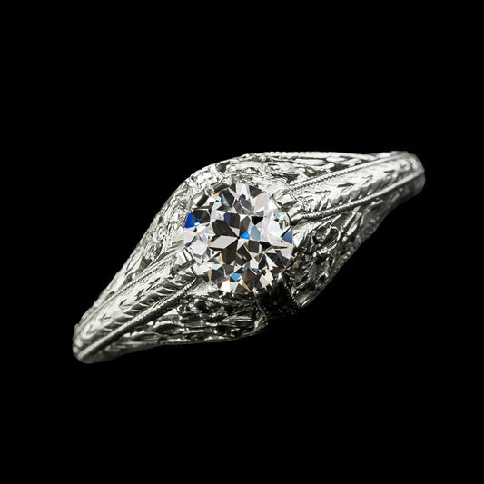 Anel de diamante de corte redondo