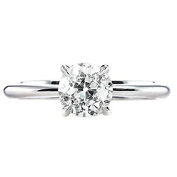 1 Carat Classic Diamond Engagement Ring