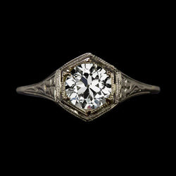 Classic Antique Looking Wedding Engagement Ring