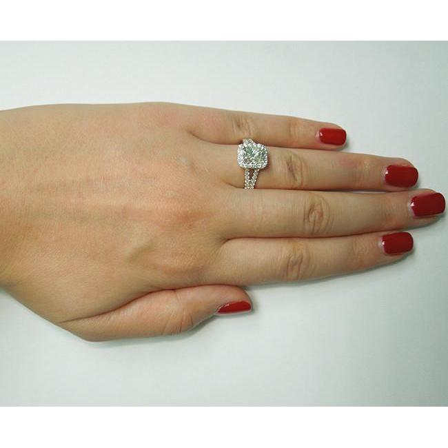 Almofada de diamante Royal Engagement Halo Ring 2.75 quilates em ouro branco 14K - harrychadent.pt