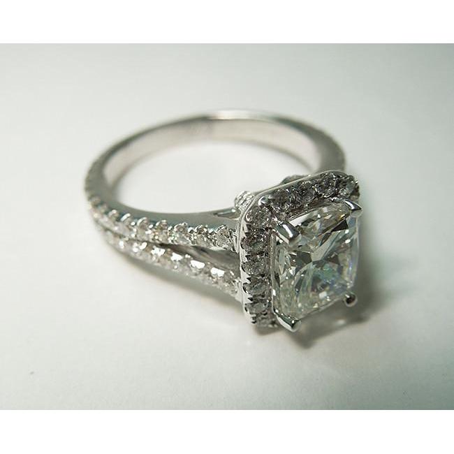 Almofada de diamante Royal Engagement Halo Ring 2.75 quilates em ouro branco 14K - harrychadent.pt