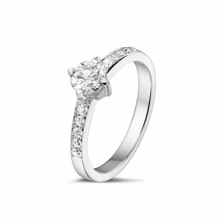 Anel de noivado com diamante de corte redondo em ouro branco 14K 1.75 quilates Novo - harrychadent.pt