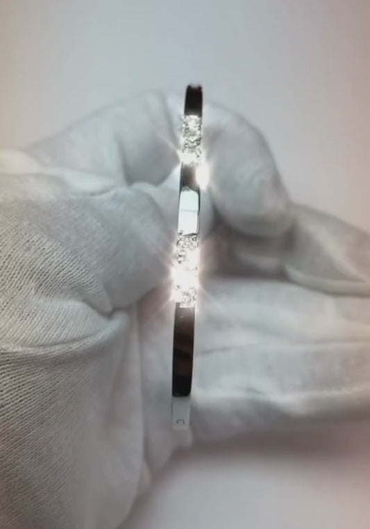Pulseira de diamante com lapidação brilhante de 1.35 ct em ouro branco 14K
