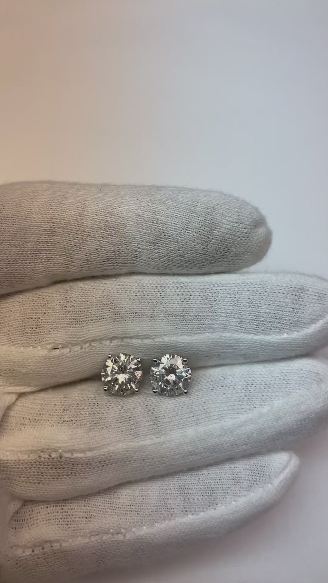 Diamond Round Platinum Stud Earrings
